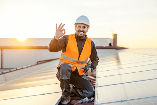 Who provides reliable roof repair in Carlsbad, CA