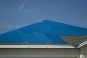 Top 5 tips or emergency roof repair